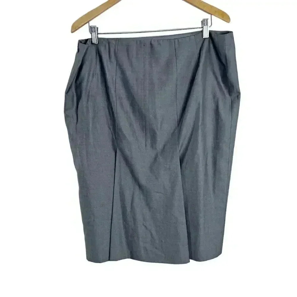SOLD Vintage Escada Grey Wool and Silk Pencil Skirt Women's Size 16 US Office - Picture 4 of 10